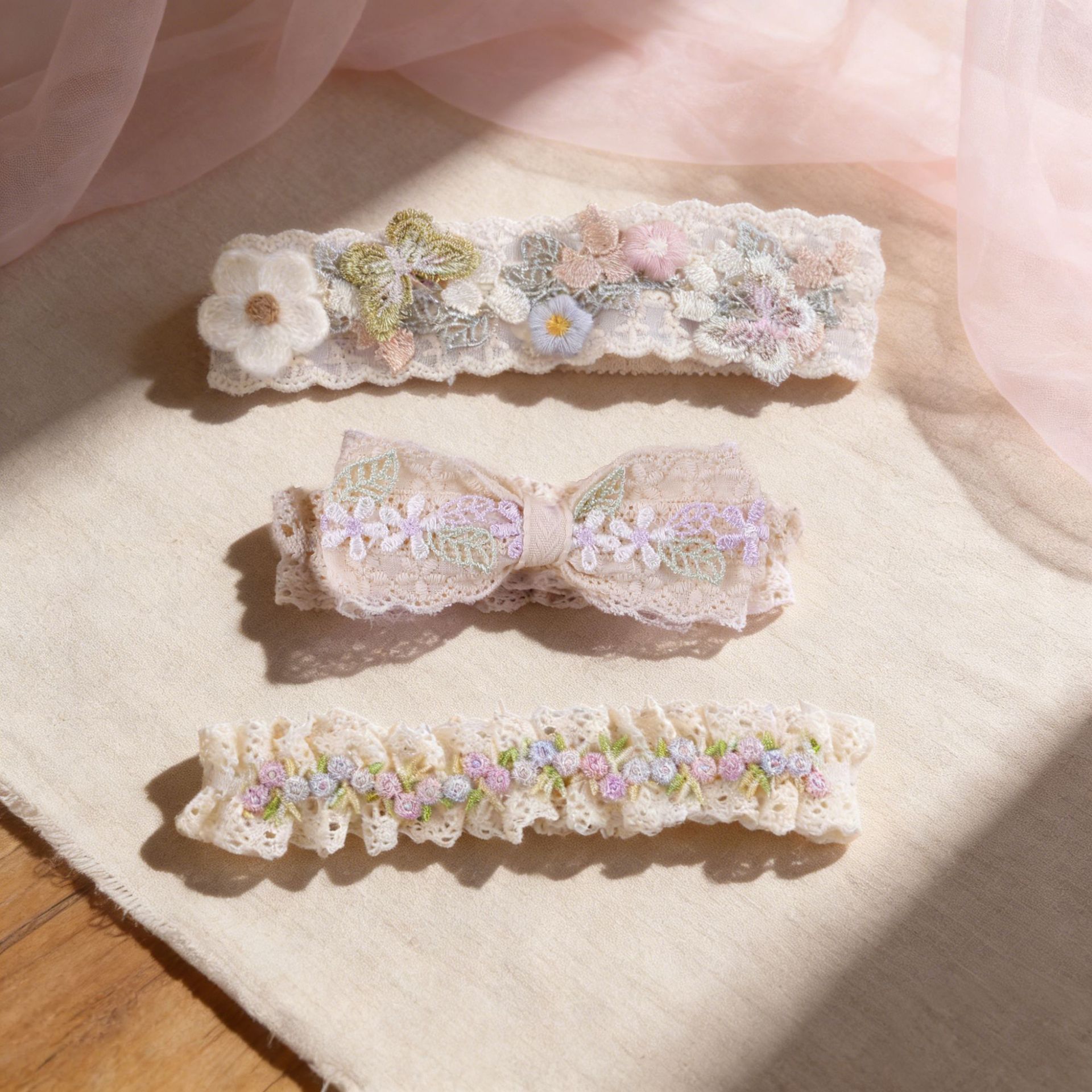 Vintage style bow baby headband 